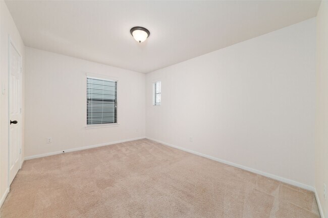 Building Photo - 6702 Honey Harvest Ln