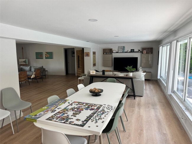 Building Photo - 2020 Coral Reef Dr