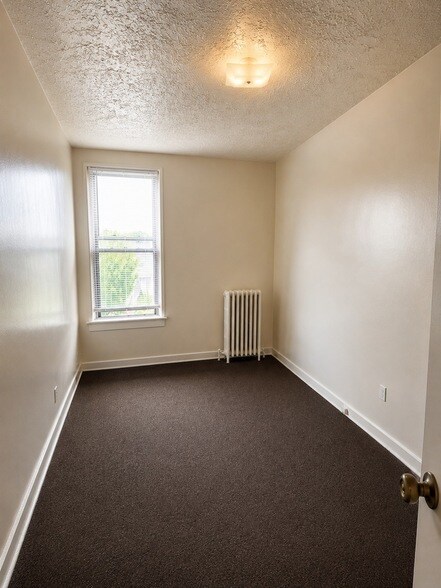 Building Photo - 6529 S Kimbark Ave