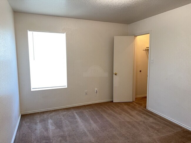 Building Photo - 5304 Lauren Lea Dr