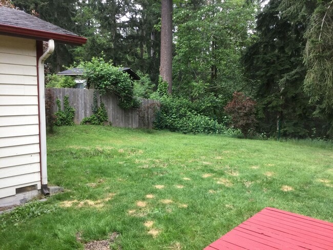 Building Photo - Spacious Mukilteo Rambler in Harbor Pointe – 3BR, Deck & Private Backyard