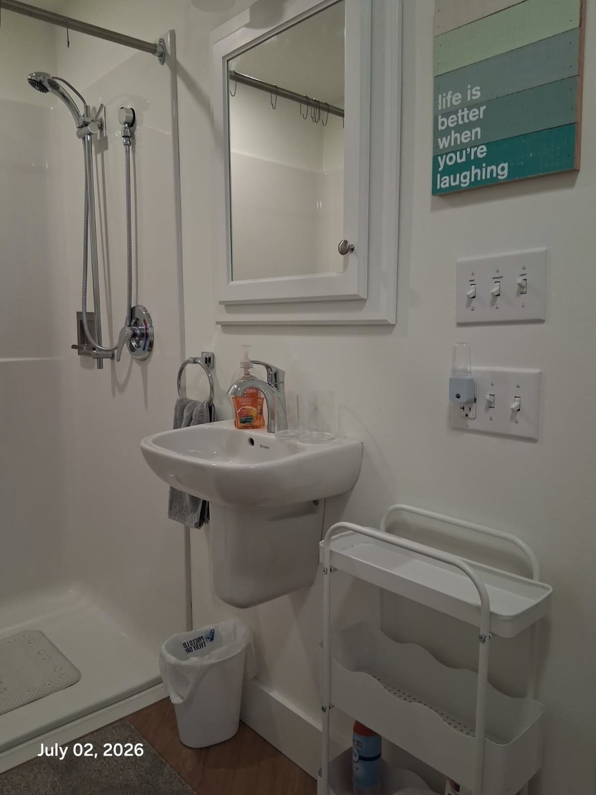 bath with medicine cabinet - 517 18th St