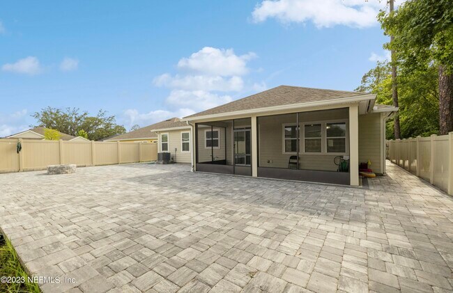 Building Photo - 9605 Price Park Dr