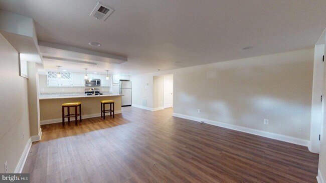Building Photo - 1210 N Kenilworth St