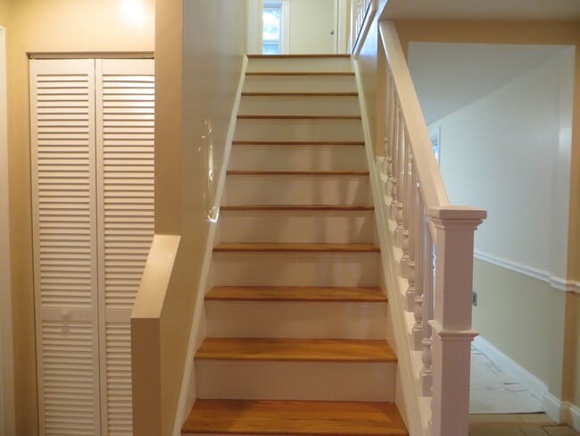 Building Photo - 254 Broadway