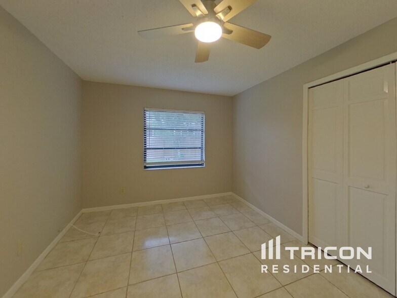 Building Photo - 2666 Luce Dr W