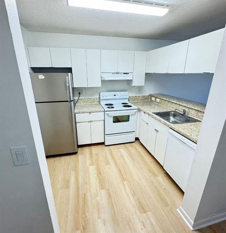 Building Photo - 9878 Nob Hill Ln