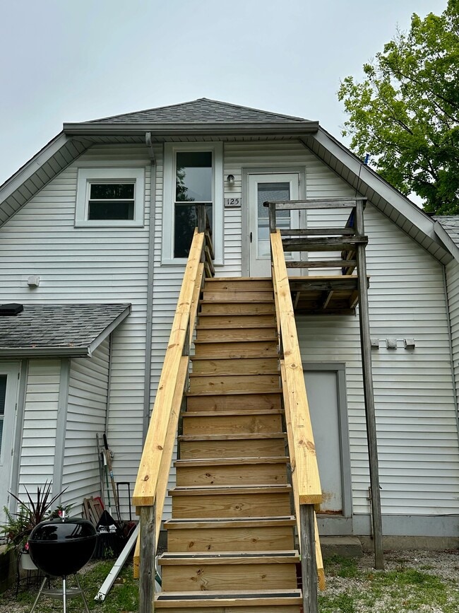 Building Photo - 121-125 N Jefferson St