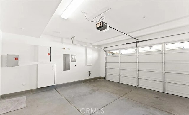 Building Photo - 851 Cornelia Wy