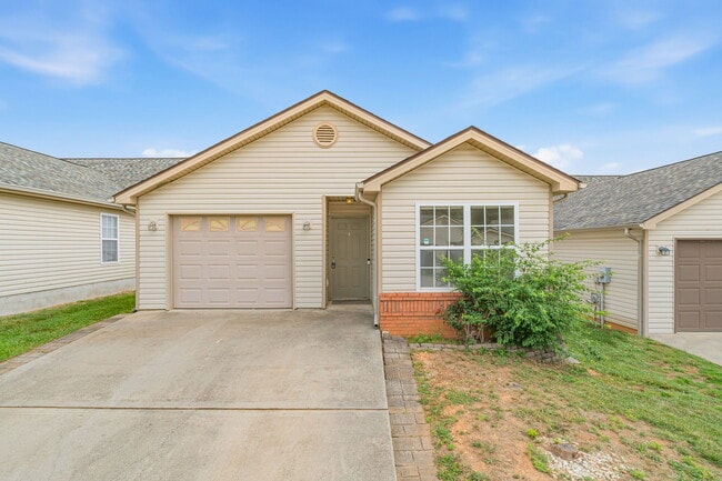 Building Photo - 10605 Missoula Way