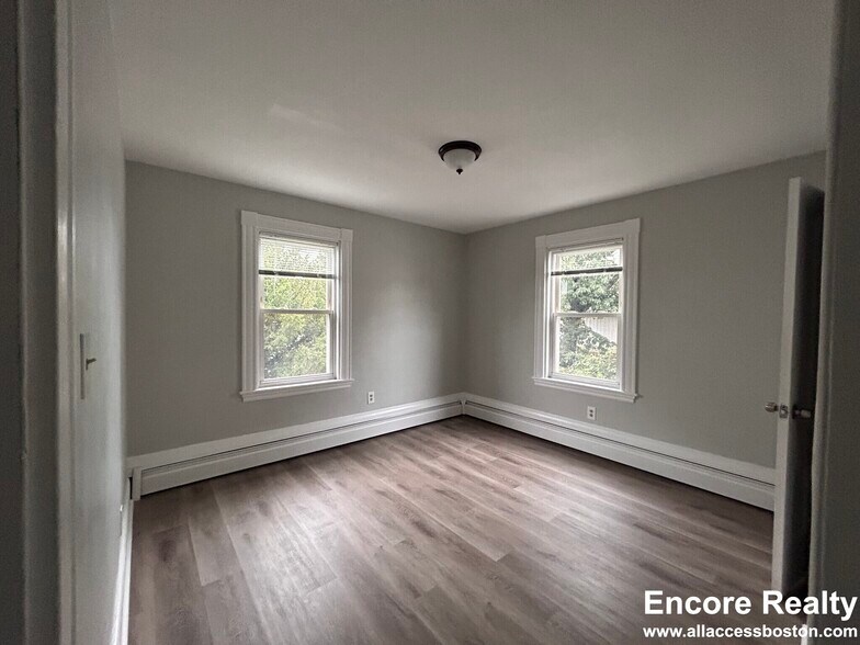 Building Photo - 6 Swetts Ct