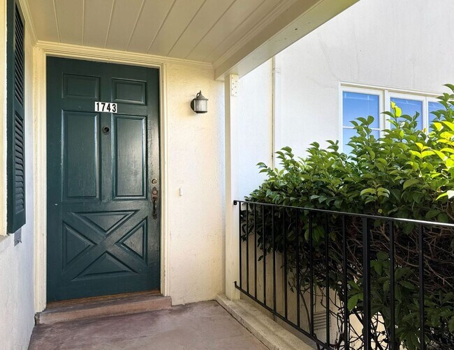 Building Photo - This is a Berkeley Lifestyle. | 3BR | 1.5BA | 1,450 SF | Just Steps from Campus