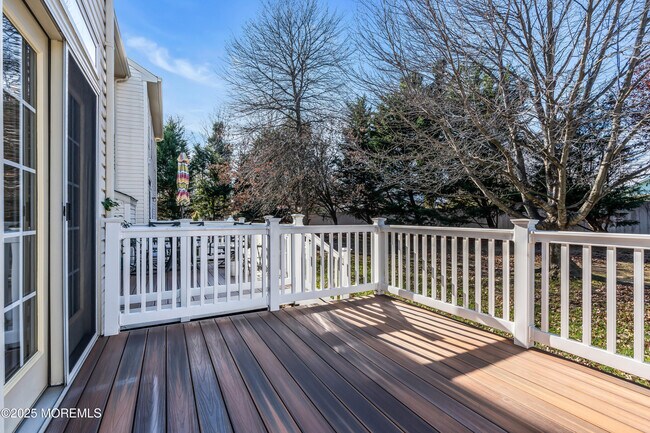 Building Photo - 12 Coral Place