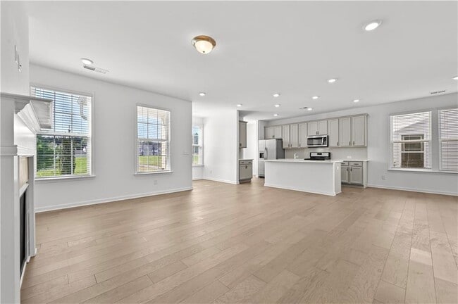 Building Photo - 4541 Encore Blvd