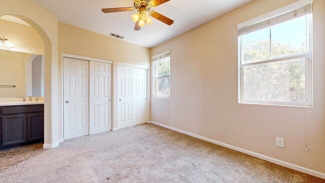 Building Photo - Coming Soon! Beautiful 3 bedroom 2.5 bath ...