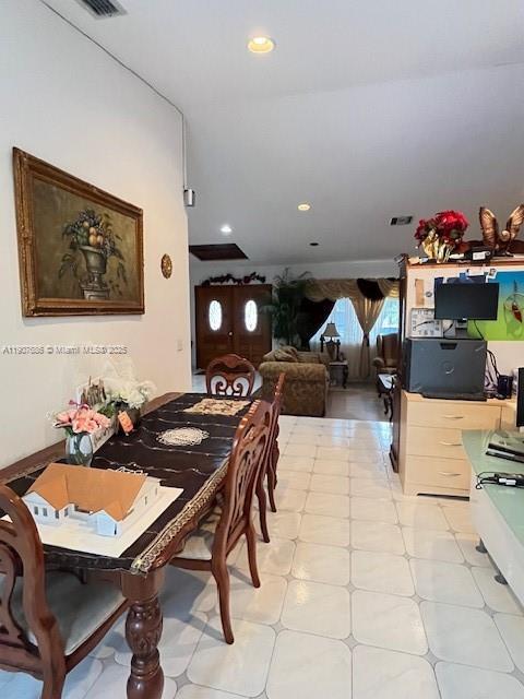 Building Photo - 204 191st St