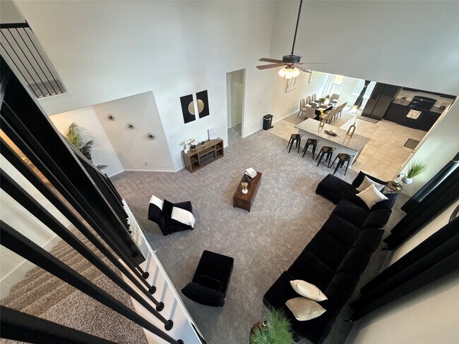 Building Photo - 527 Baobab Wy