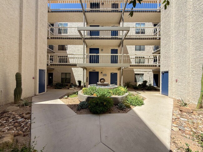 Building Photo - 5110 N 31st Way