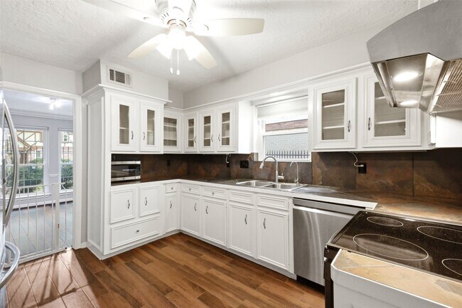 Building Photo - 20646 Prince Creek Dr