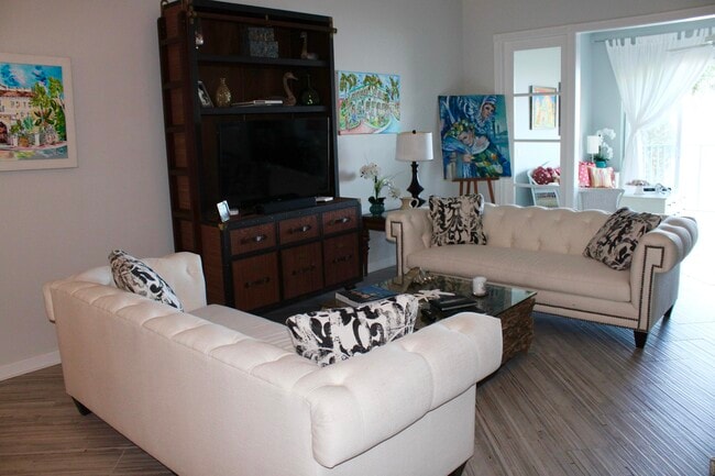 Building Photo - 3 Harbour Isle Dr E