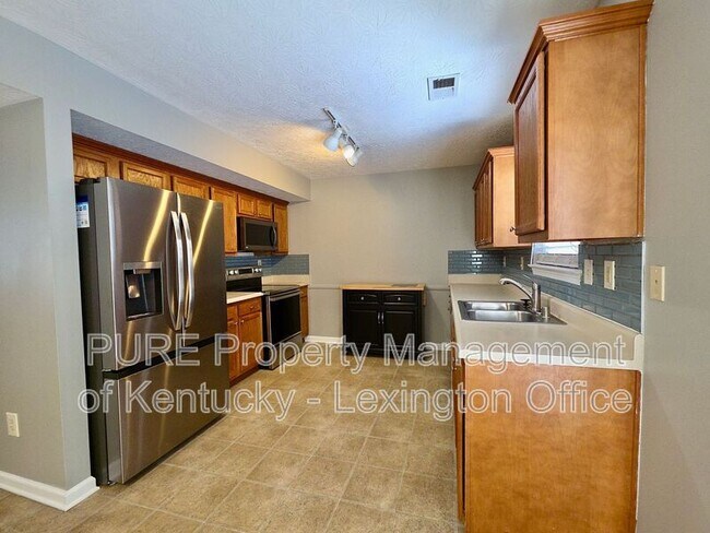 Building Photo - 2629 Michelle Park