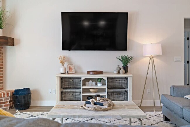 Primary Photo - 3273 2530 S