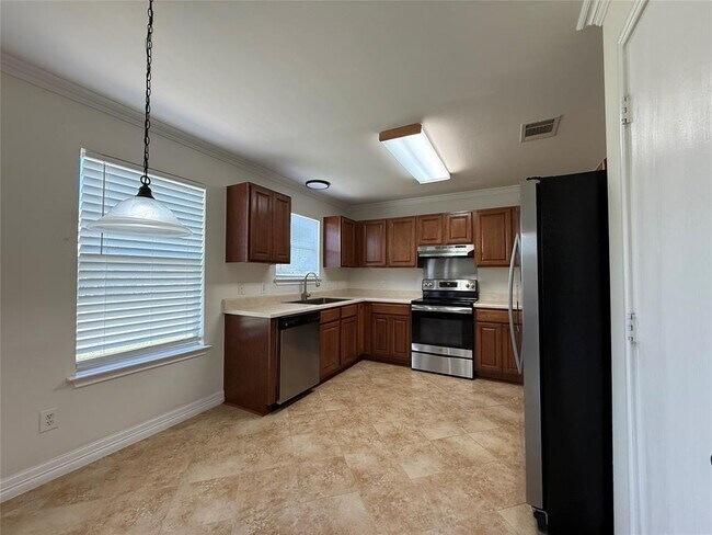 Building Photo - 307 Indian Meadow Dr