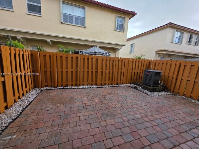 Building Photo - 12822 SW 135th St
