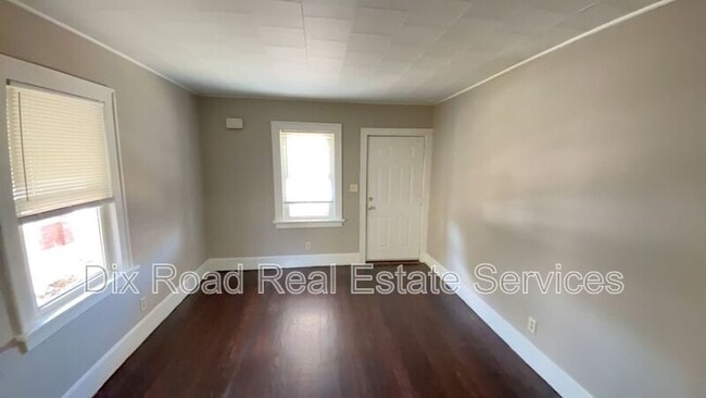 Building Photo - 306 Hudson Ave