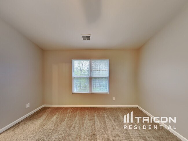 Building Photo - 4604 Montelena Dr