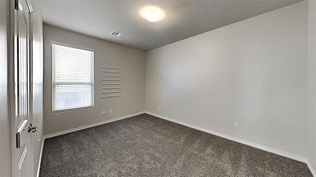 Building Photo - 12541 Babbling Brook Dr