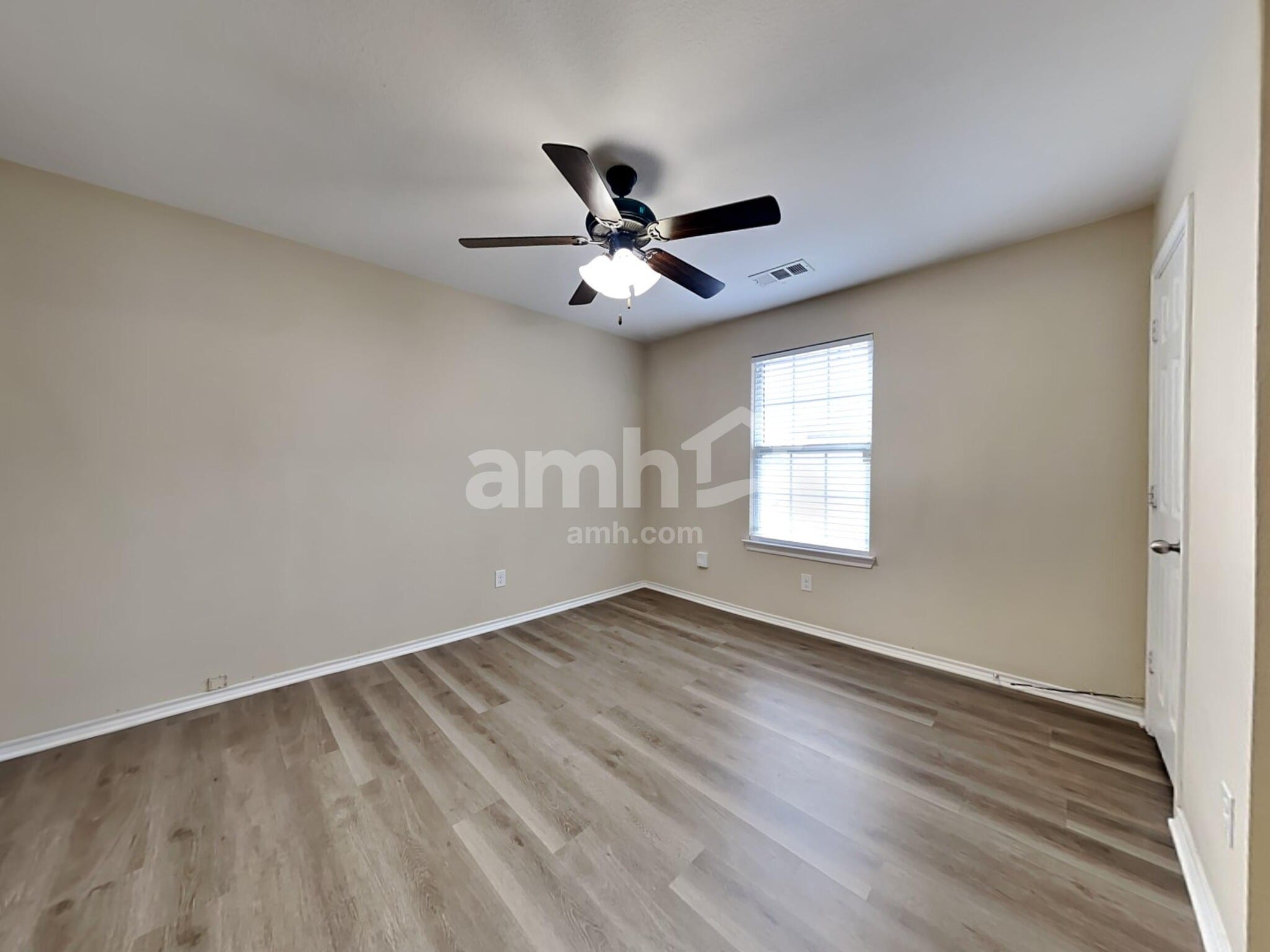 Building Photo - 587 Lentisco Dr