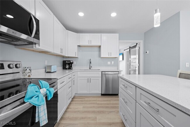 Building Photo - 6151 Estero Blvd