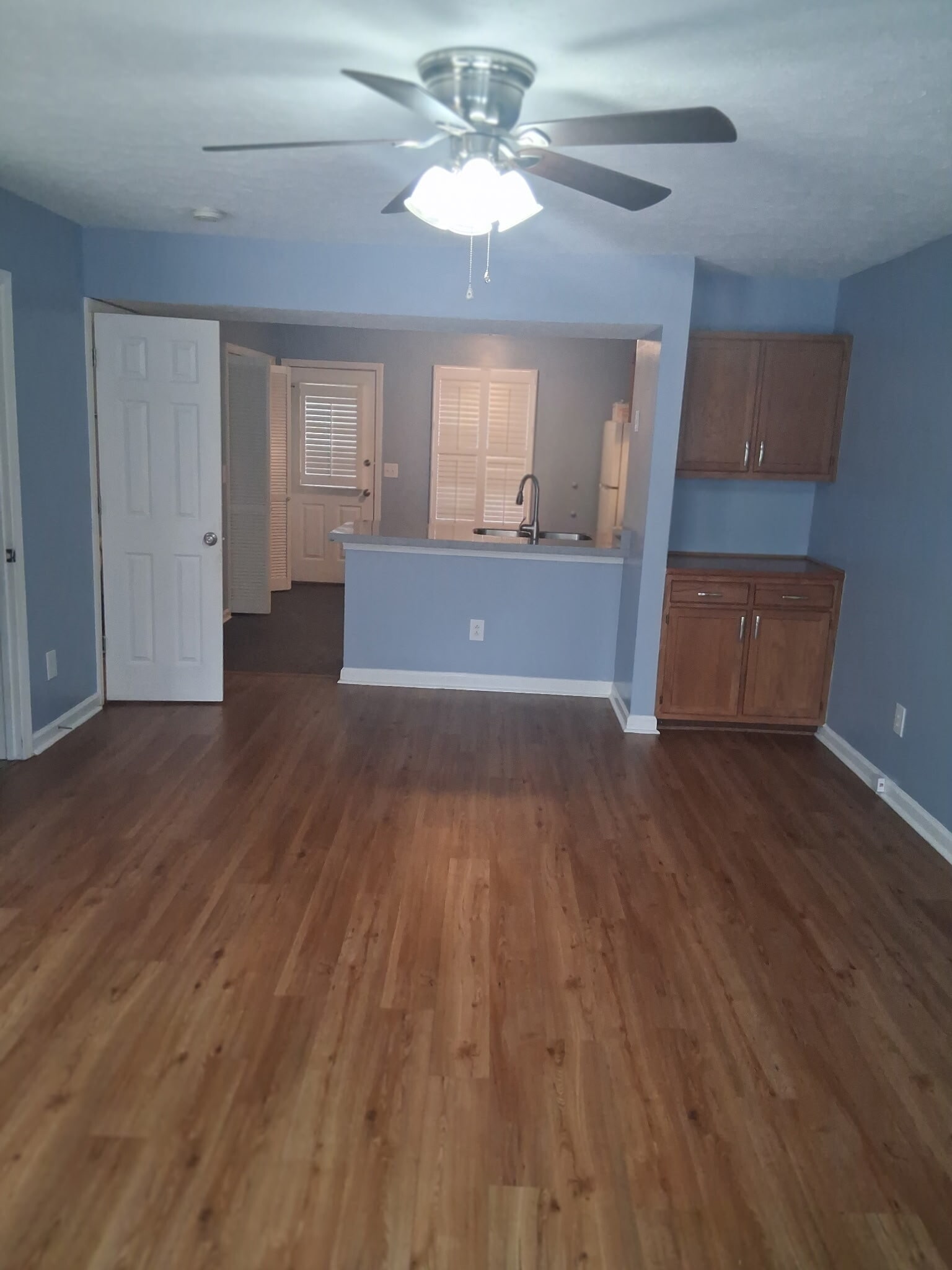 Building Photo - 606 Independence Ct