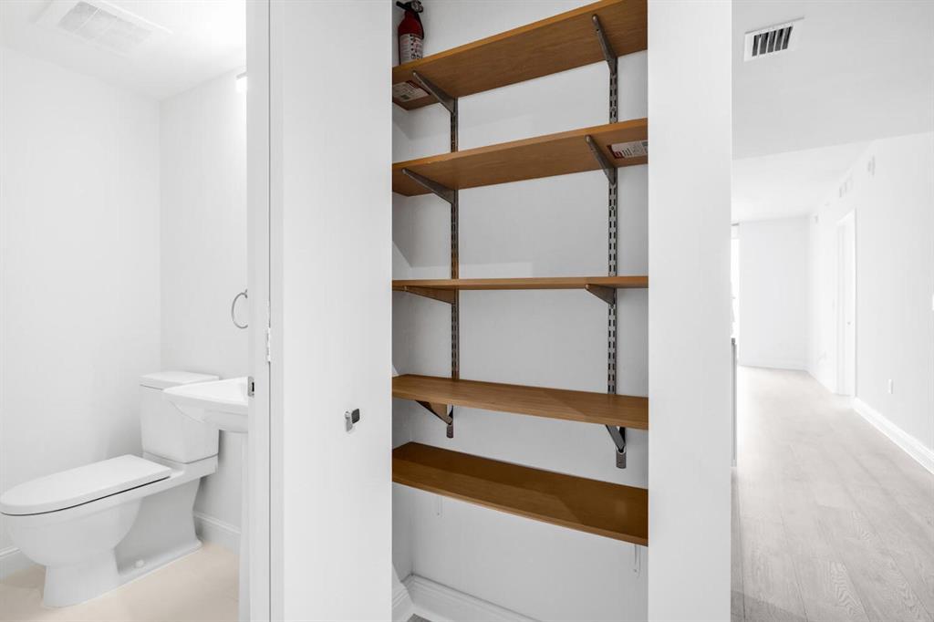 Building Photo - 185 SW 7th St