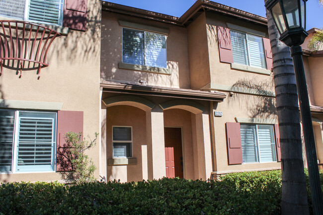 Primary Photo - Murrieta 2 Bedroom Townhome + Office, Loft...