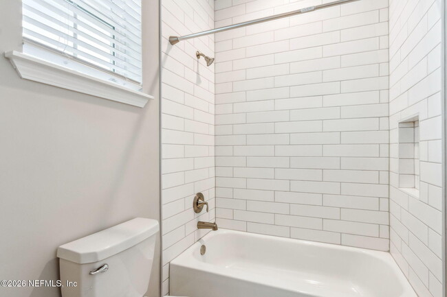 Building Photo - 571 Marquesa Cir