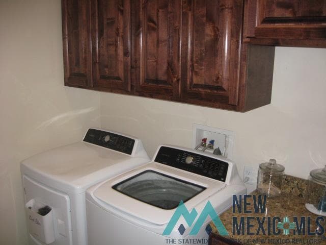 Building Photo - 213 Almond Tree Ln