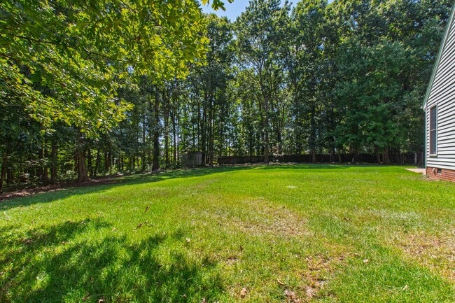 Building Photo - Charming Ranch-Style Home in Wake Forest!