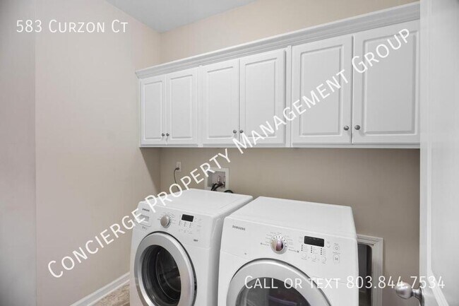 Building Photo - 583 Curzon Court