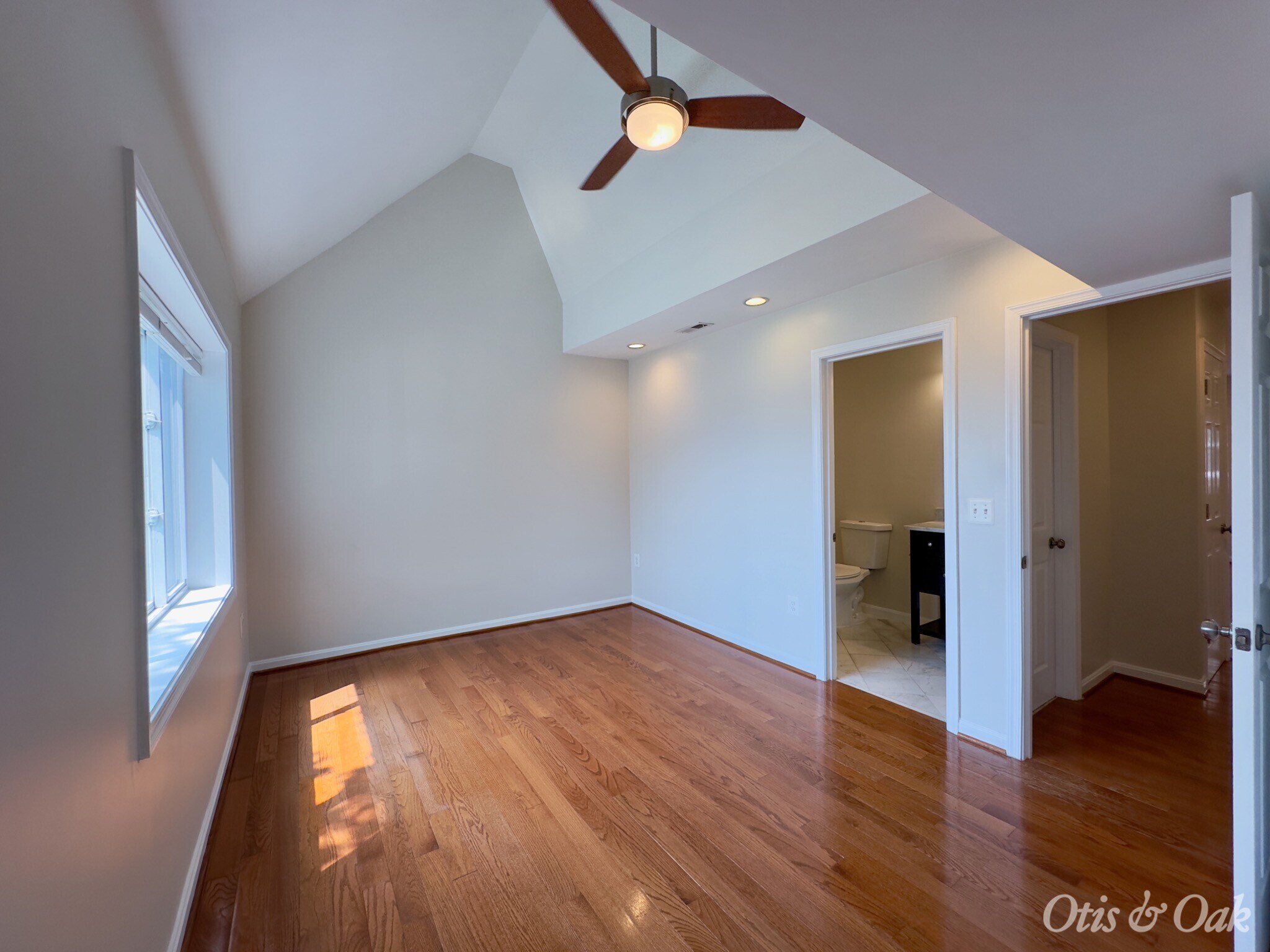 Building Photo - 4805 4th St NW