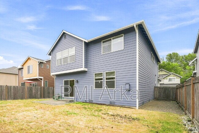 Building Photo - 633 Ilwaco Pl NE