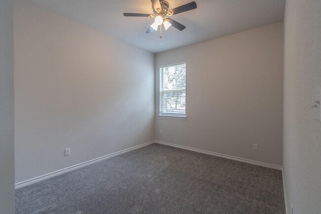 Building Photo - 1925 Cypress Gate Dr