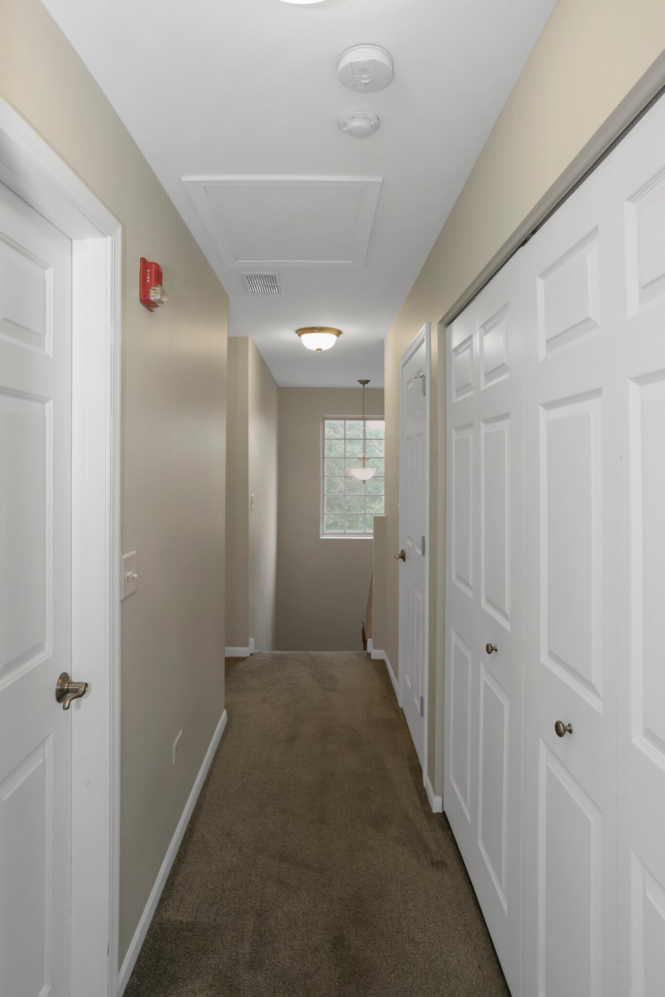 2nd Floor Hallway - 910 Neudearborn Ln
