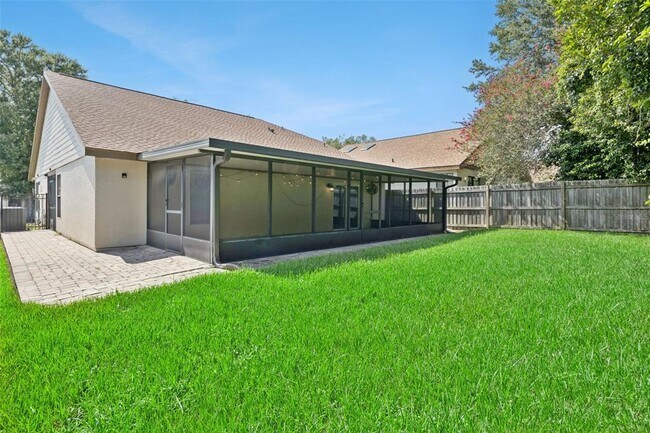 Building Photo - 7301 Spring Villas Cir