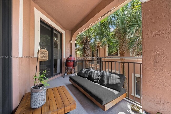 Building Photo - 2876 Kinsington Cir