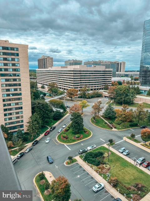 Building Photo - 3705 S George Mason Dr