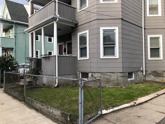 Building Photo - 27 Trull St