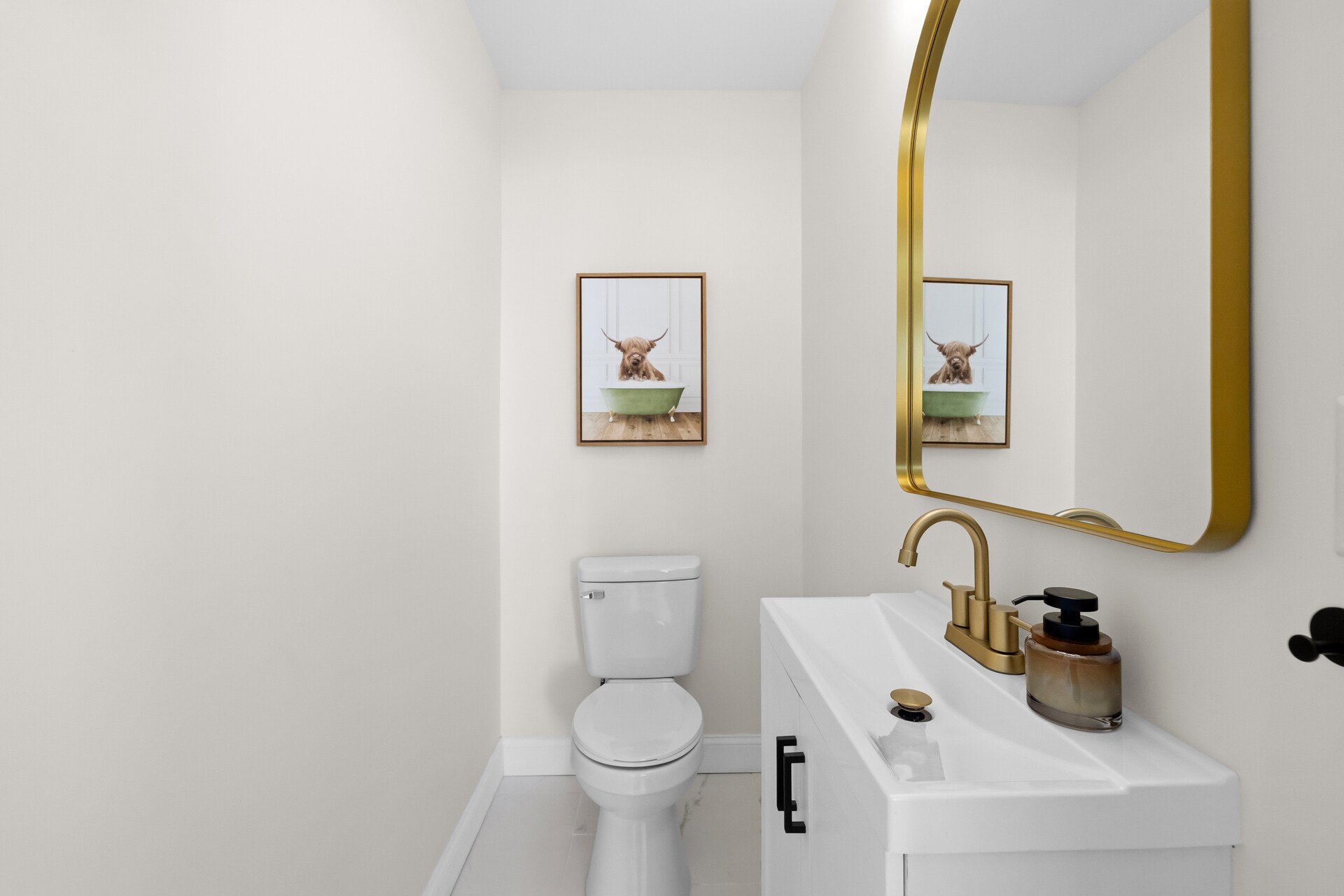 Building Photo - 125 Urell Pl NE