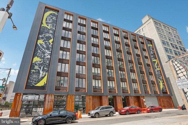 Building Photo - 1201 Vine St